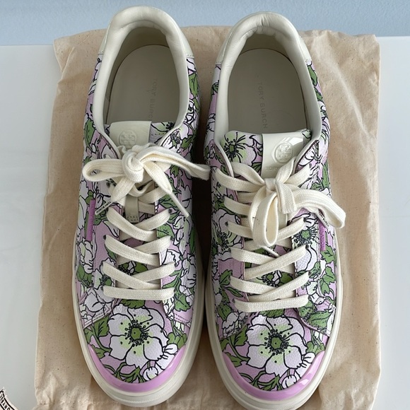 Tory Burch ladybug sneakers. Size: 10M - Picture 5 of 9